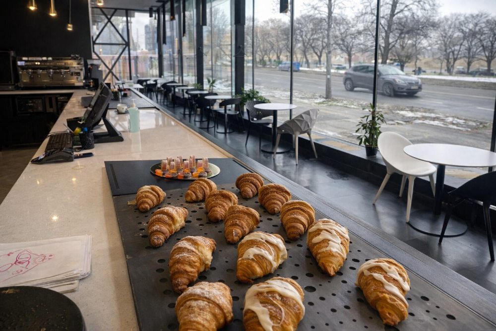 Продаж Ресторан / кафе / бар / кав’ярня площа 369.5 кв.м 1.2-й поверх на Фонтанская дорога Одеса - фото 1