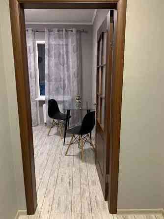 Оренда Квартира 1-кімнатна, 25/25 поверх на ул. Софии Русовой Київ