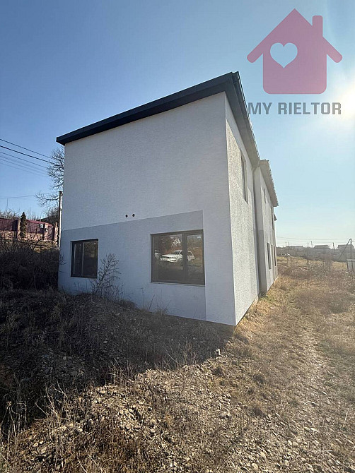 Продаж дуплексу поруч з центром! Може бути з ремонтом! Uzhhorod - photo 3