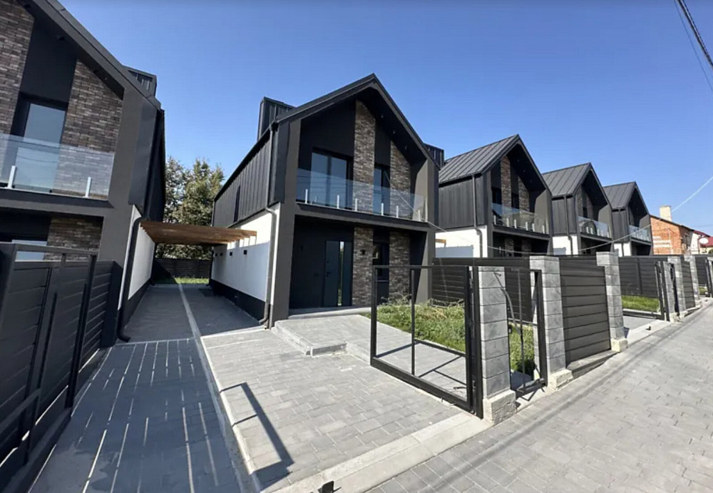 Продаж 2-поверховий  з ділянкою 2 сот 120 кв.м    - фото 1