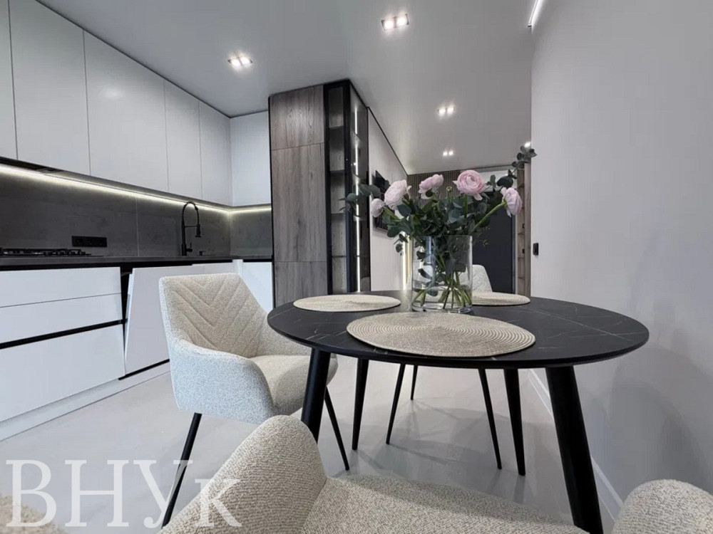 Продаж Квартира 1-кімнатна, 11/11 поверх на Пелеша, 1 Івано-Франківськ - фото 1