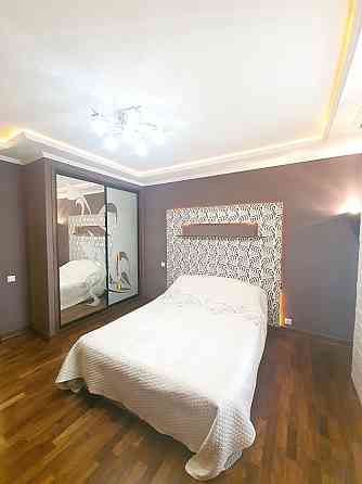 Продаж Квартира 3-кімнатна, 19/23 поверх на Олександри Екстер вул. (Марини Цвєтаєвої) вул., д. 11 Kiev