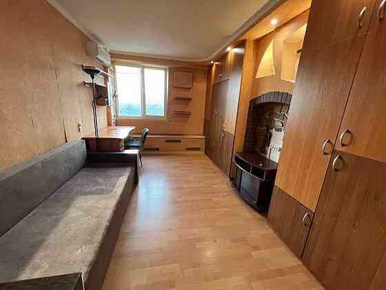 Оренда Квартира 1-кімнатна, 13/16 поверх на Жмаченка, 8 Kiev