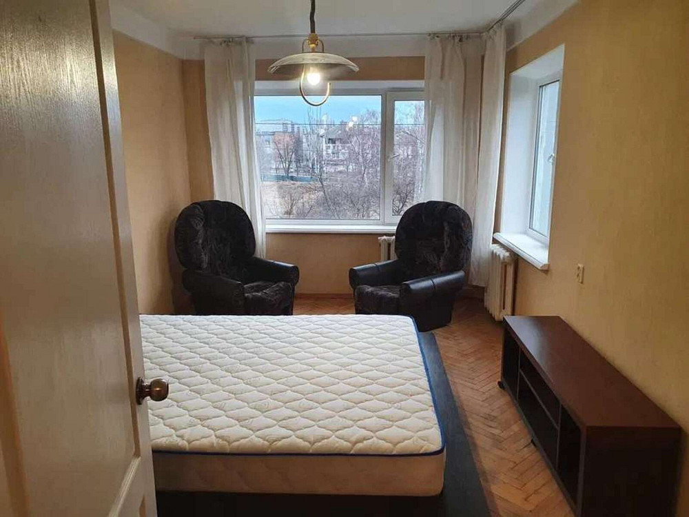 Оренда Квартира 2-кімнатна, 3/5 поверх на ул. Строителей Київ - фото 2