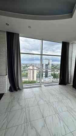 Продаж Квартира 3-кімнатна, 19/23 поверх на вул. Отакара Яроша Харьков