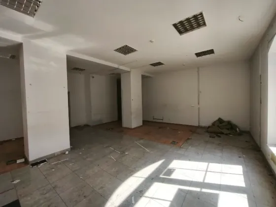 Сдаётся Торгово-офисный центр площадь 110 кв.м 1-й этаж Ужгород Чендея 40 Ужгород