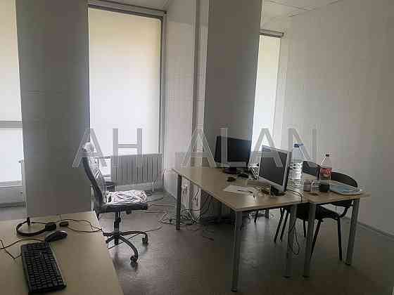 Оренда Будинок 11-кімнатний на Кудрявська вул., 31/33 Київ