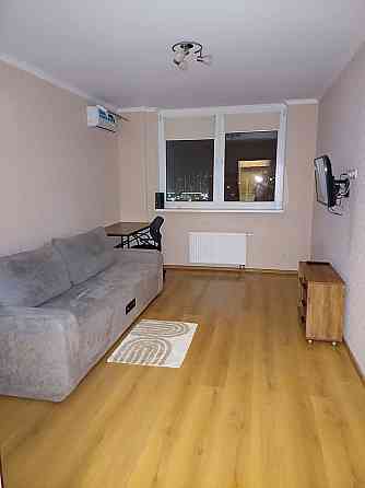 Оренда Квартира 1-кімнатна, 19/26 поверх на Соломії Крушельницької, 15В Kiev