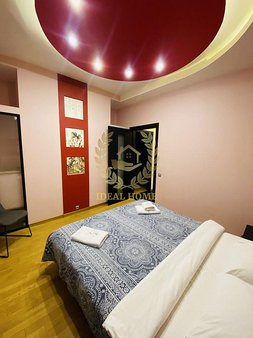 Продаж Квартира 3-кімнатна, 7/8 поверх на Бассейная ул., 17 Kiev - photo 1