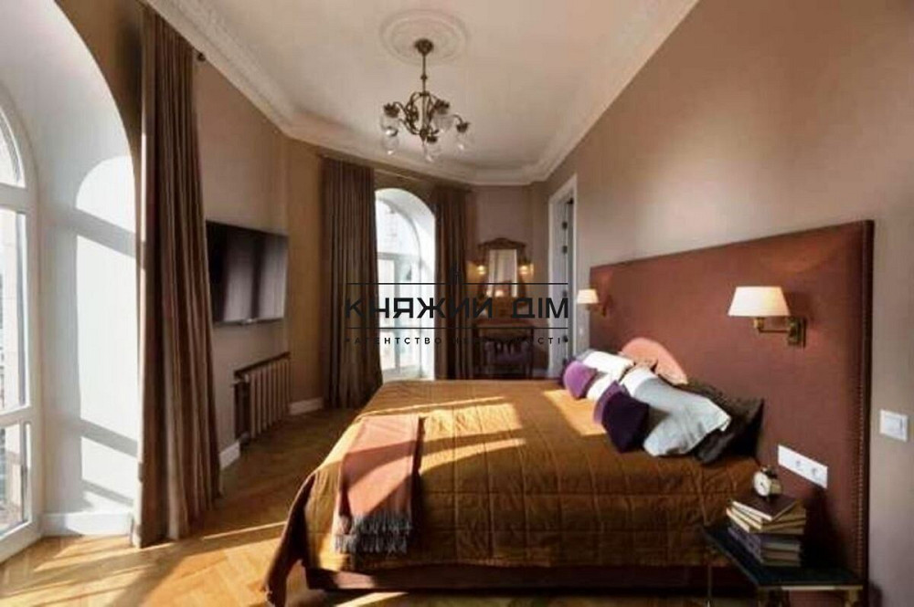 Оренда Квартира 2-кімнатна, 8/11 поверх на Крещатик ул. Київ - фото 1