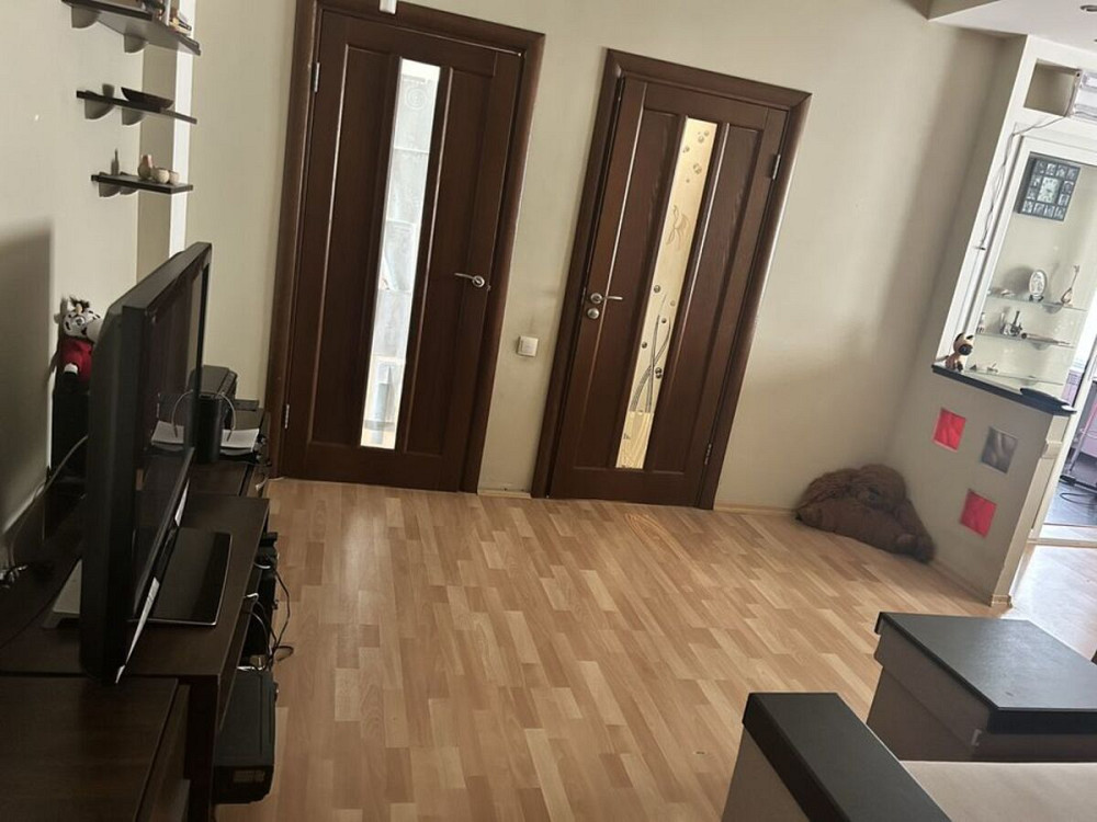 Оренда Квартира 3-кімнатна, 10/16 поверх на Вишняківська, 6А Киев - изображение 2