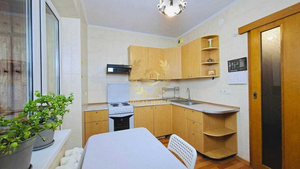 Продаж Квартира 1-кімнатна, 16/16 поверх на Ялтинская ул., 15 Київ - фото 1