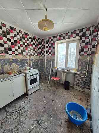 Продаж Квартира 2-кімнатна, 3/5 поверх на Харьковское шоссе вул., д. 12 Kiev