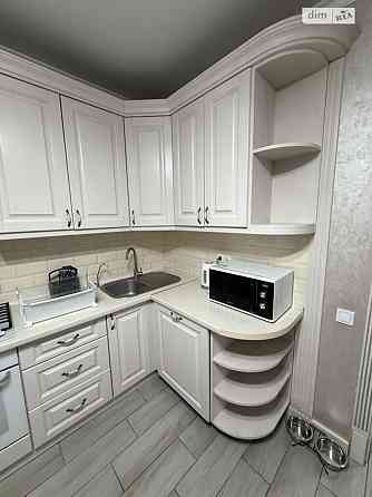 Оренда Квартира 2-кімнатна, 8/9 поверх на Бртняка Винница