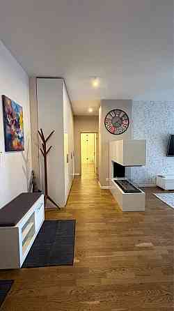 Продаж Квартира 3-кімнатна, 9/12 поверх на Миколи Міхновського вул., д. 14-16 Киев