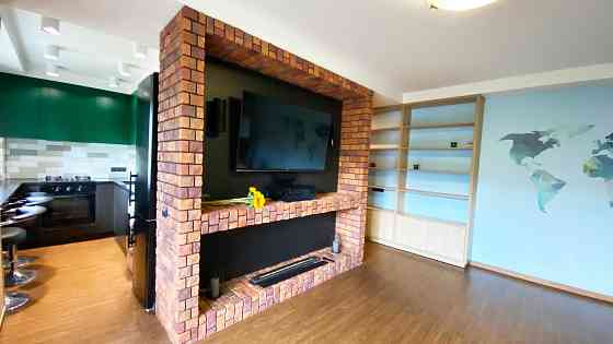 Продаж Квартира 3-кімнатна, 5/8 поверх на Голосіївський просп. (проспект 40-річчя Жовтня) вул., д. 82 Kiev