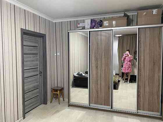 Продаж Квартира 3-кімнатна, 5/18 поверх на Заболотного Академіка вул., д. 2 Киев