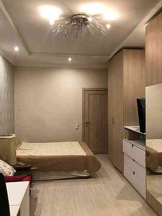 Продаж Квартира 3-кімнатна, 5/5 поверх на Вишгородська вул., д. 50 Київ