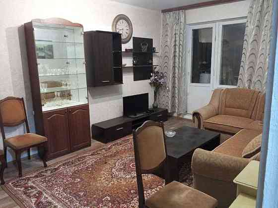 Оренда Квартира 1-кімнатна, 1/9 поверх на проспект Академіка Корольова, 12 Киев