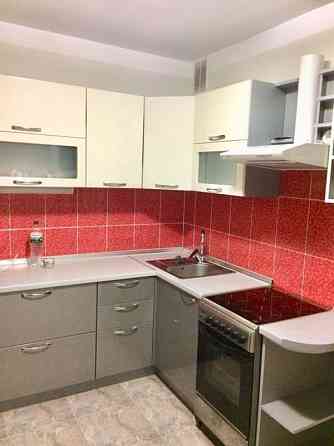 Оренда Квартира 2-кімнатна, 14/18 поверх на ул. Ларисы Руденко, 3 Kiev