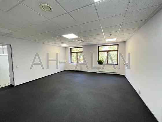 Оренда офісне приміщення на вул. Хрещатик приміщень - 3, поверх - 2/4 Киев