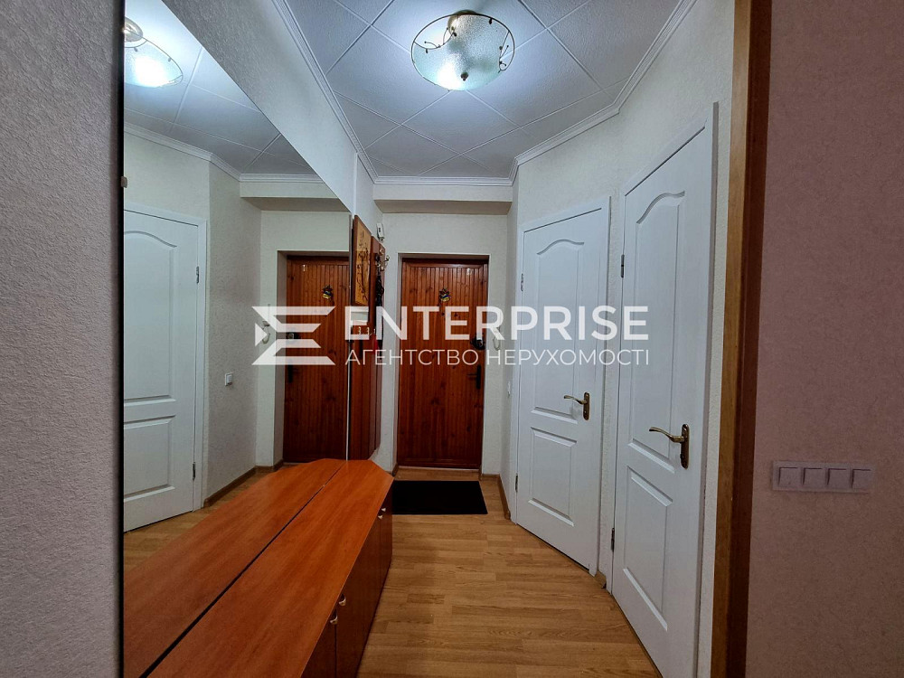 Продаж Квартира 2-кімнатна, 5/5 поверх на вул. Кирилло-Мефодиевская Киев - изображение 9