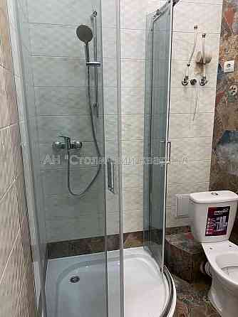 Оренда Будинок 6-кімнатний на Кудрявська вул., 31/33 Киев