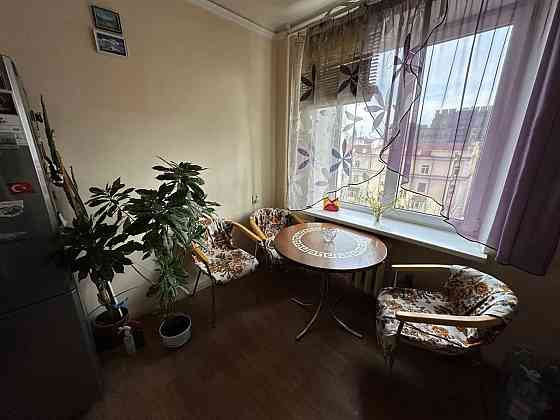 Продаж Квартира 3-кімнатна, 7/9 поверх на Вернандского, 33 В Дніпро