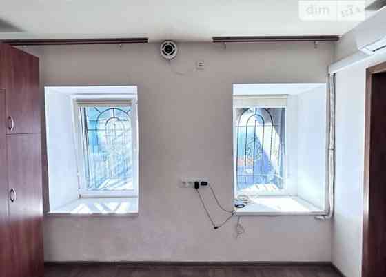 Продаж Квартира 1-кімнатна, 1/2 поверх на Колонтаевская улица, 25 Одеса