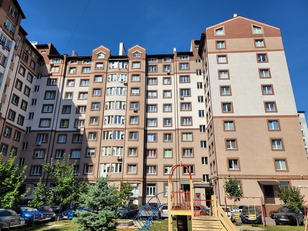 Продаж Квартира 2-кімнатна, 10/10 поверх на вул. Івасюка В. Івано-Франківськ - фото 4