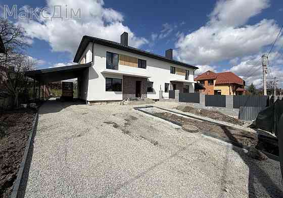 Продаж Будинок 4-кімнатний на вул. Набережна Velikaya Berezovica