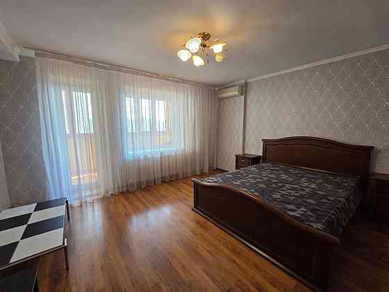 Оренда Квартира 2-кімнатна, 7/26 поверх на вул. Братства Тарасівців, 12/37 Kiev