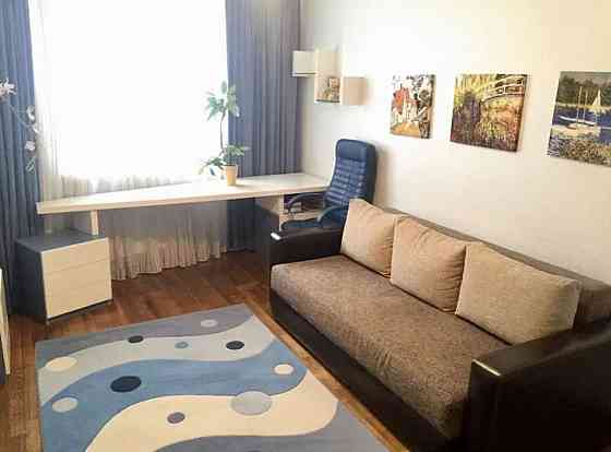 Оренда Квартира 3-кімнатна, 20/24 поверх на пр. Героев Сталинграда Киев