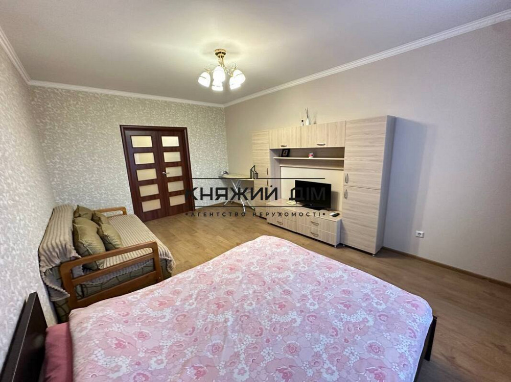 Оренда Квартира 1-кімнатна, 14/16 поверх на Харьковское шоссе Киев - изображение 1