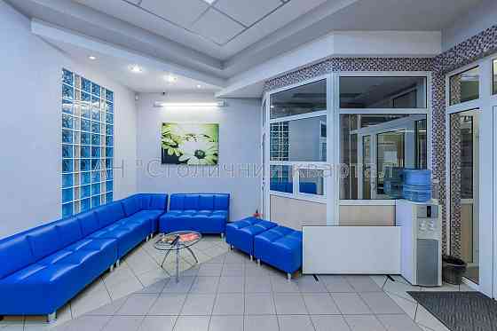 Оренда Будинок 15-кімнатний на Сирецька вул., 32 Київ