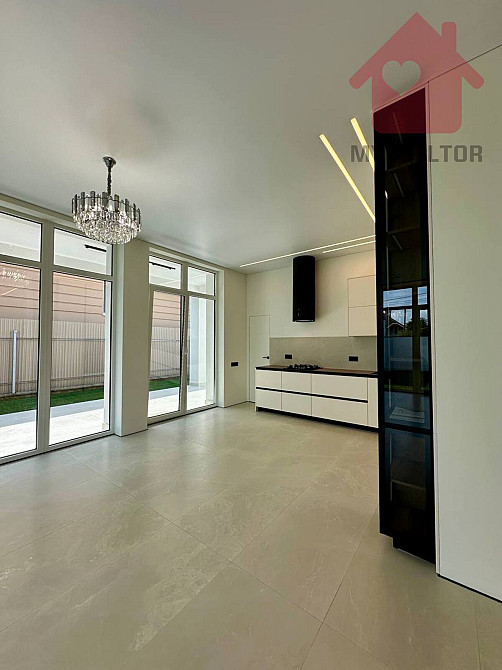 Продаж сучасного будинку у Сторожгиці!  - photo 7