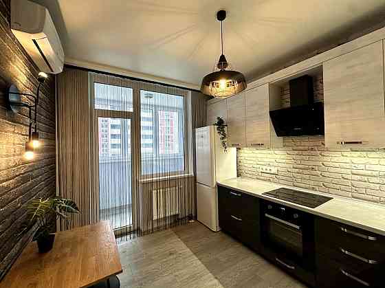 Оренда Квартира 2-кімнатна, 6/25 поверх на Драгоманова, 2 Київ