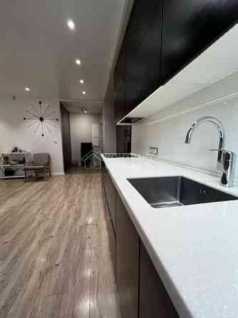 Продаж Квартира 3-кімнатна, 1/9 поверх на вул. Перемоги Харьков