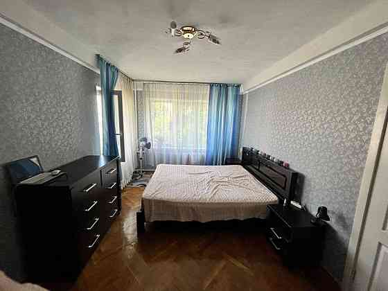 Продаж Квартира 2-кімнатна, 3/5 поверх на Бульвар Верховної Ради, 26В Киев