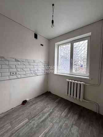 Продаж Квартира 2-кімнатна, 1/5 поверх на вул. Тракторобудівників Харьков