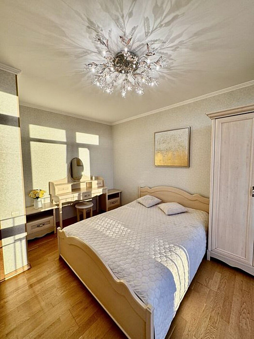 Продаж Квартира 3-кімнатна, 14/22 поверх на Науки просп., 80/73 Киев - изображение 2