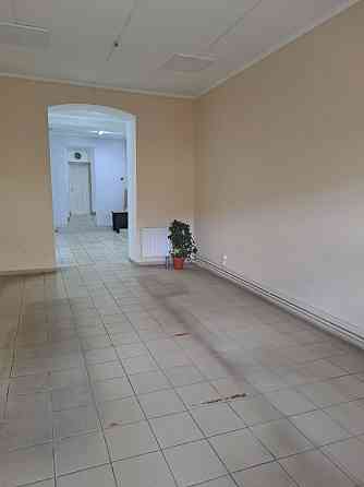 Оренда торгове приміщення на вул. Шевченка поверх - 1 Kremenets'