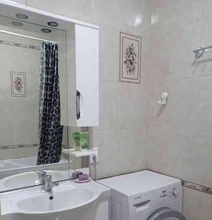 Оренда Квартира 2-кімнатна, 6/9 поверх на Ушинского ул., 10 Kiev