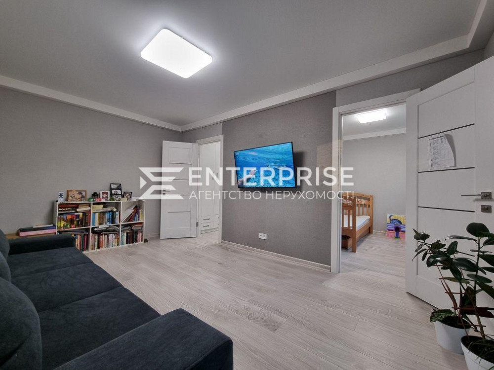 Продаж Квартира 4-кімнатна, 2/9 поверх на вул. Ореста Левицького Киев - изображение 1