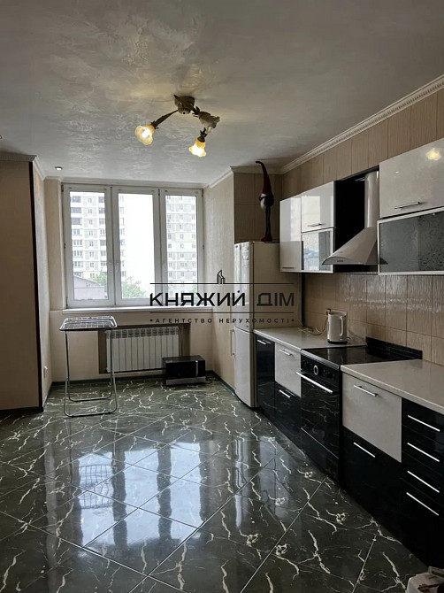 Продаж 2-к квартири 88 м2, Срібнокільська 1, ЖК Корона Київ - фото 2