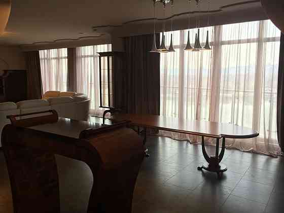 Оренда Квартира 3-кімнатна, 11/11 поверх на улица Окипной Раисы, д.18 Киев