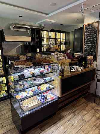 Оренда торгове приміщення на Юлії Здановської вул., 77 приміщень - 1, поверх - 1/5 Киев