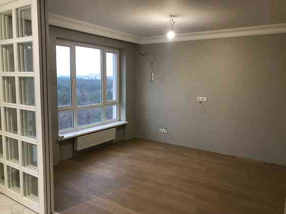 Продаж Квартира 3-кімнатна, 11/26 поверх на Воскресенська вул., д. 18 Київ