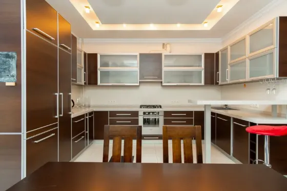 For rent 3-room Apartment 125 sq.m Південний Бульвар 24Б Ivano-Frankivs'k