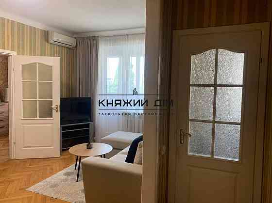 Оренда Квартира 3-кімнатна, 5/5 поверх на Басейная ул. Киев